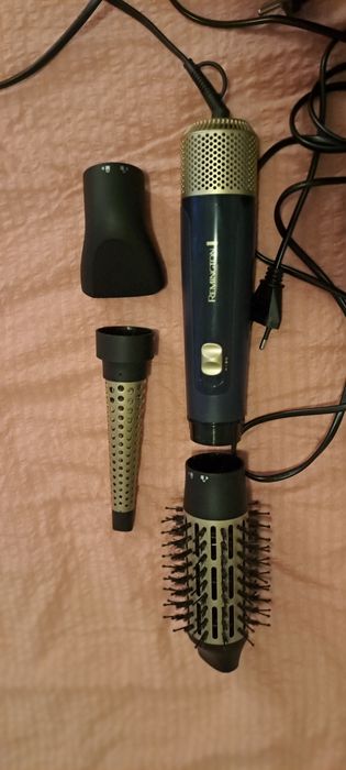 Aparate pentru uscat/coafat