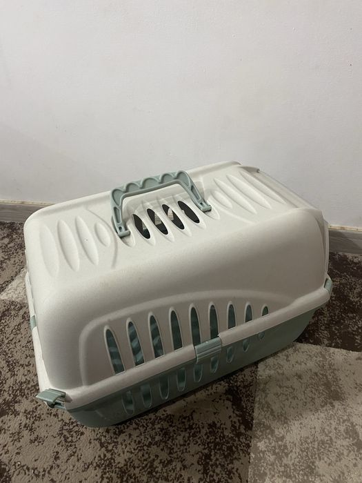 cușcă pemtru câini