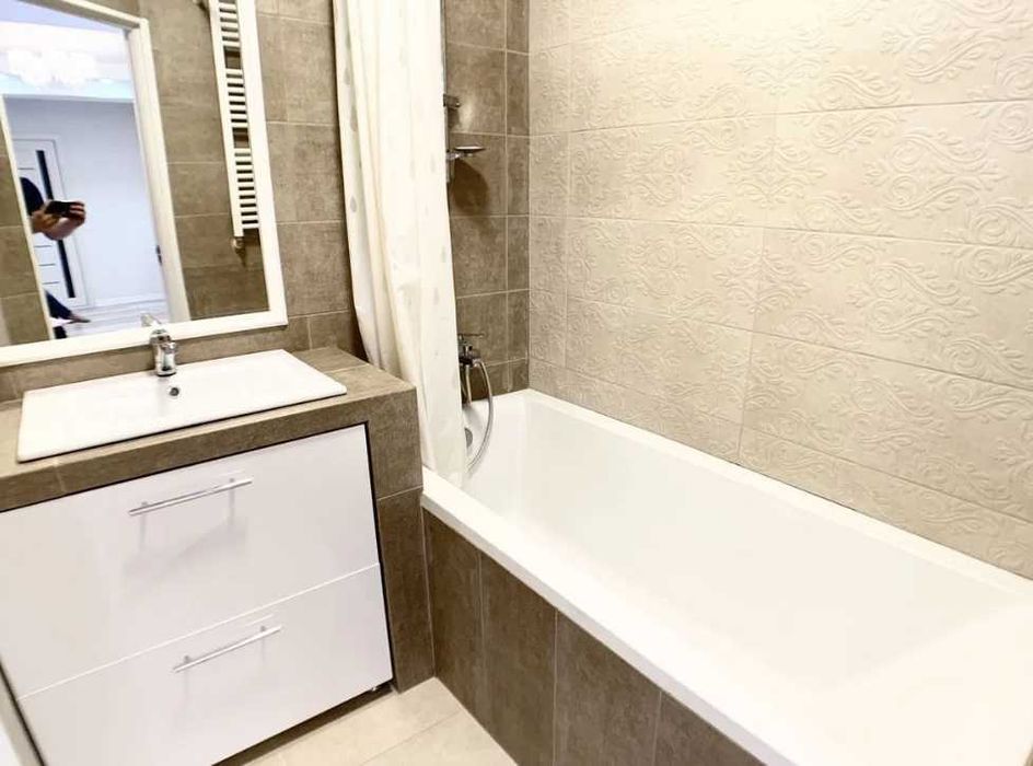 Дава се под наем Двустаен апартамент в Пловдив, Кършияка - 40 кв.м за 250 € - Снимка #2