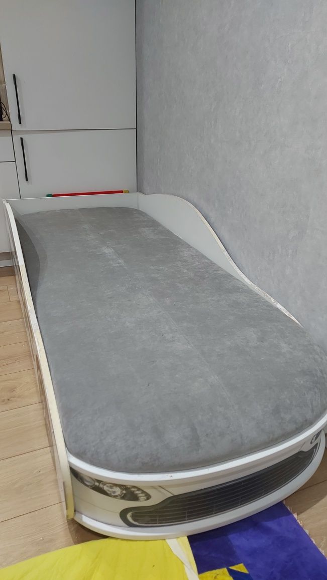 Продаётся кровать Машина в хорошем состояний