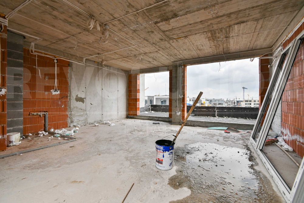 Продава се Тристаен апартамент в София, Малинова долина - 118 кв.м за 2107 €/кв.м - Снимка #2