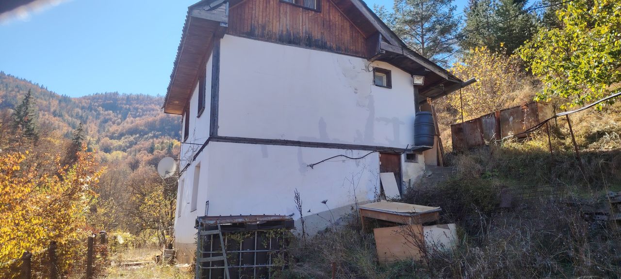 Продава се Къща в Смолян, Долно Райково - 58 кв.м за 345 €/кв.м - Снимка #2