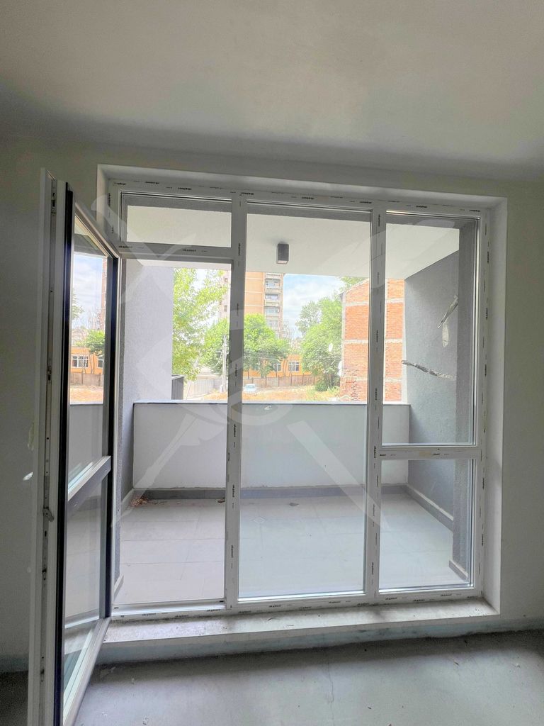 Продава се Двустаен апартамент в Пловдив, Център - 93 кв.м за 2095 €/кв.м - Снимка #11