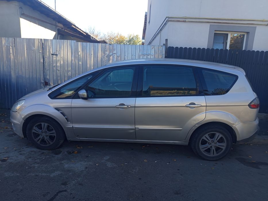 Vând Ford S-Max an 2008