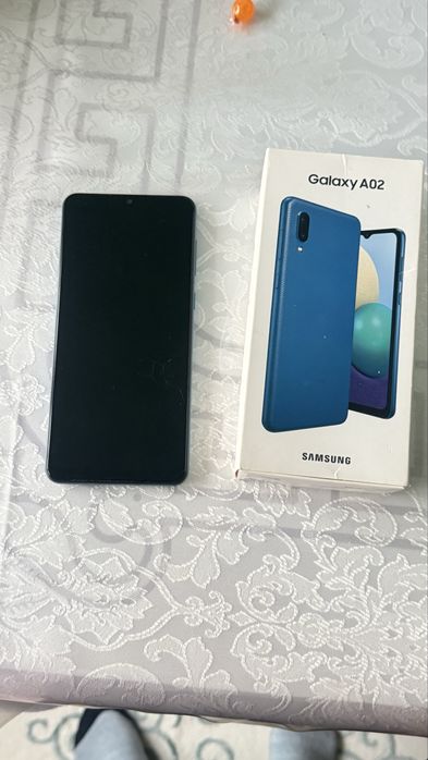 Продам телефон samsung a02