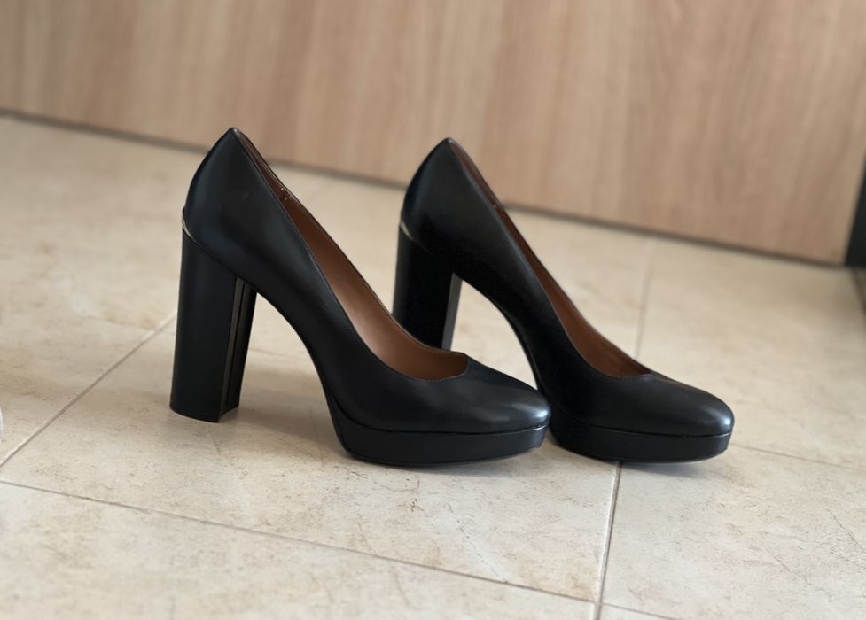 Кожени обувки Calvin Klein 40номер