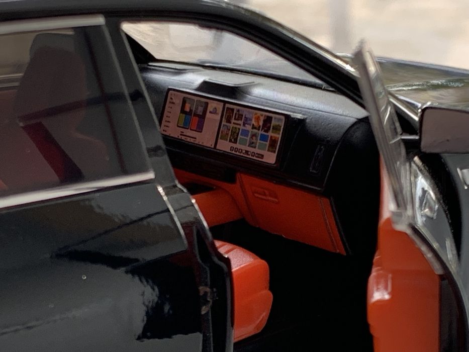 Modelka Lixiang 9 1:24