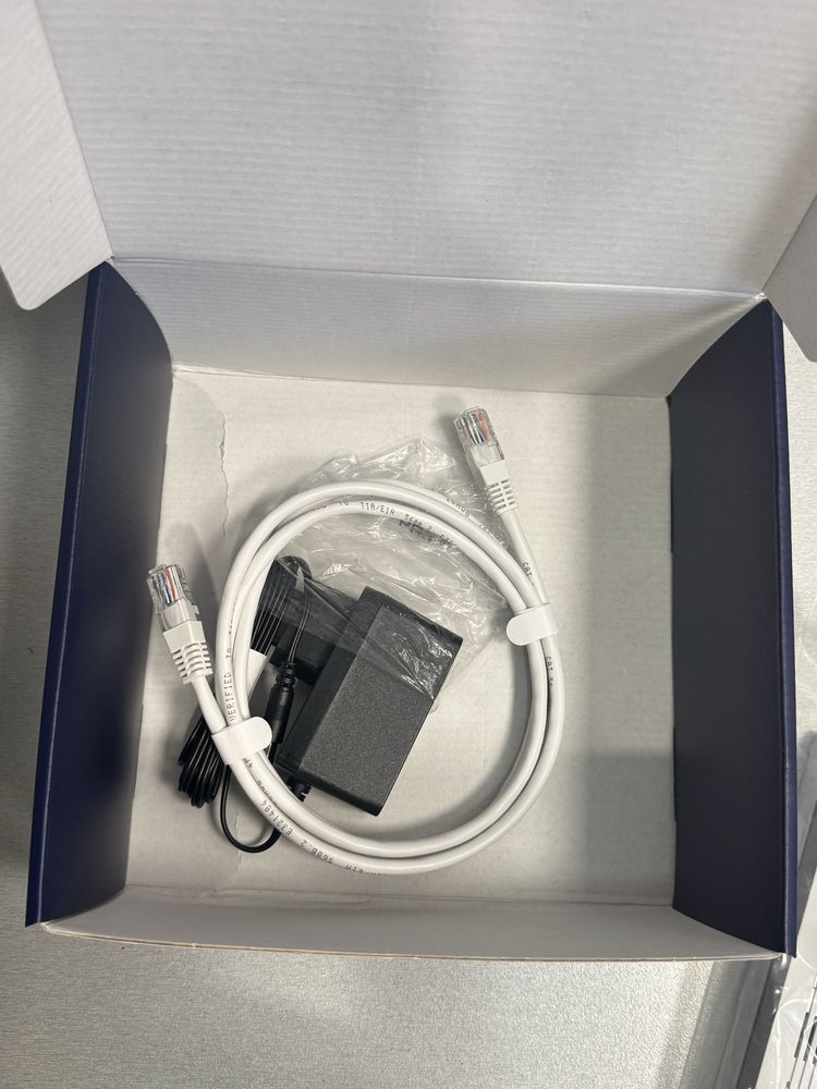 Продавам чисто нов рутер ZTE MF296R