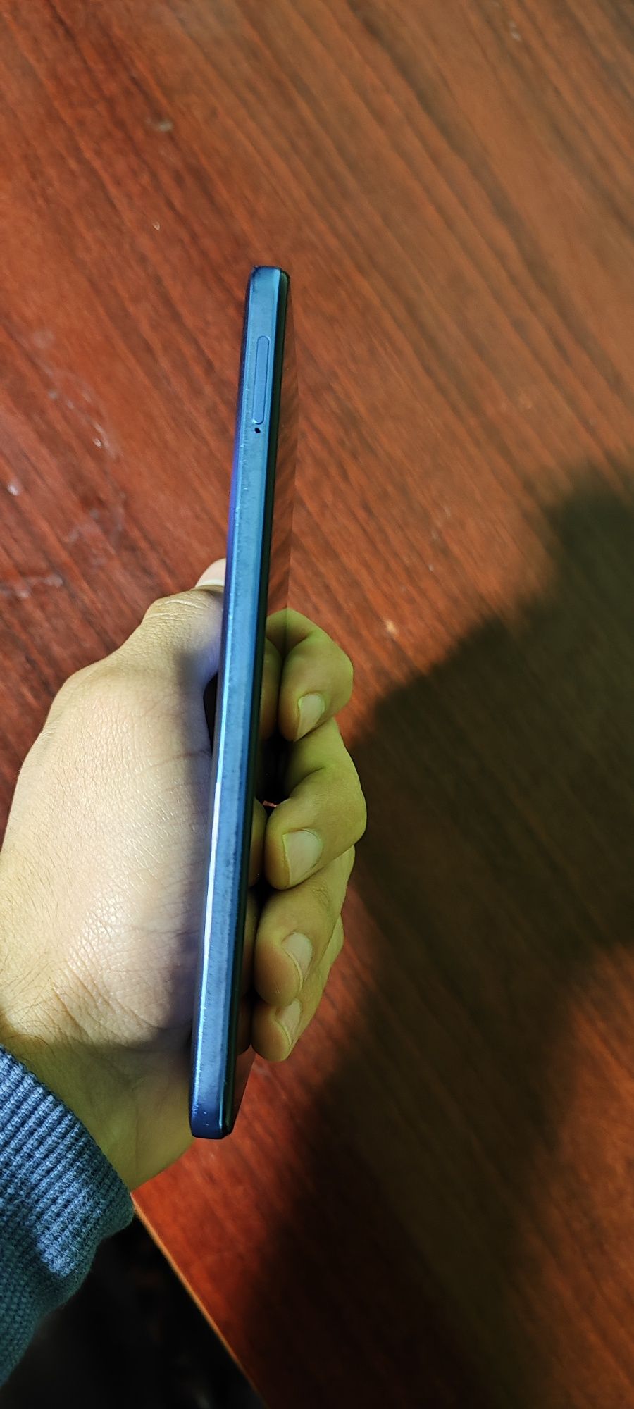 Redmi Note 11 ( Ko'k rangi, xolati ideal 128+6)