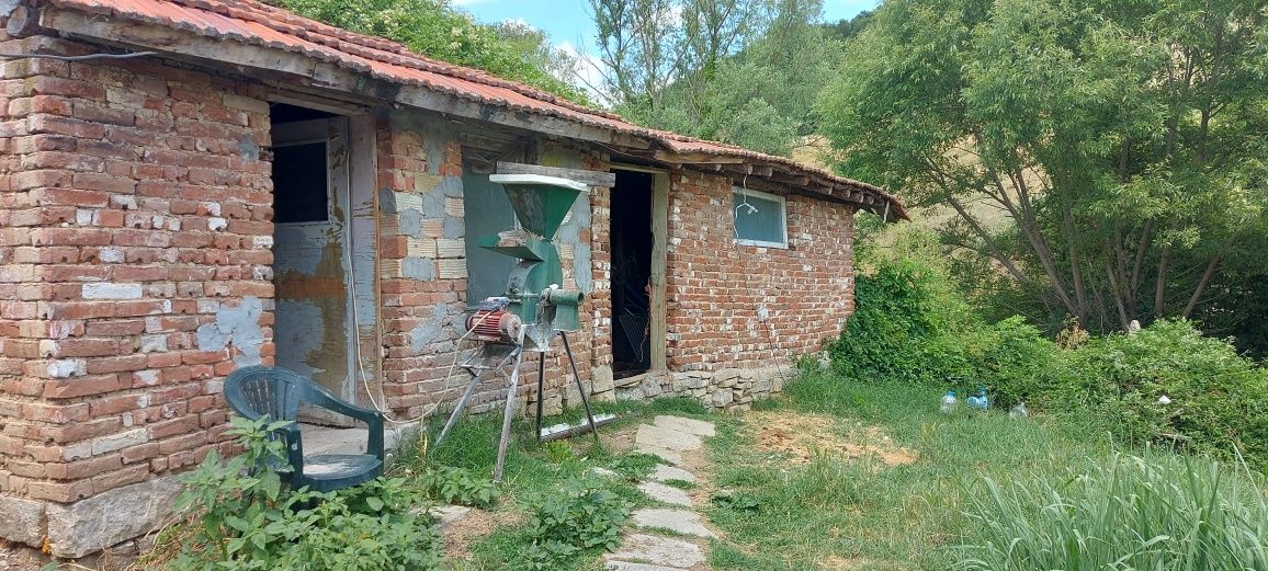 Къща в село Раклица