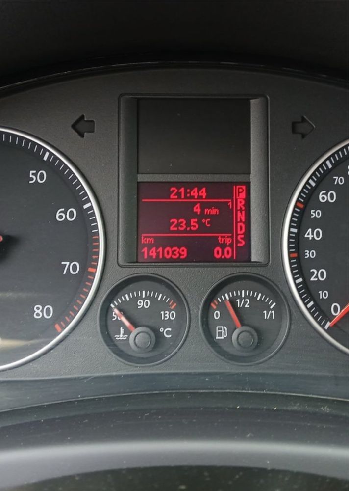 Golf 6 Plus automat 141000 km 1.6 FSI