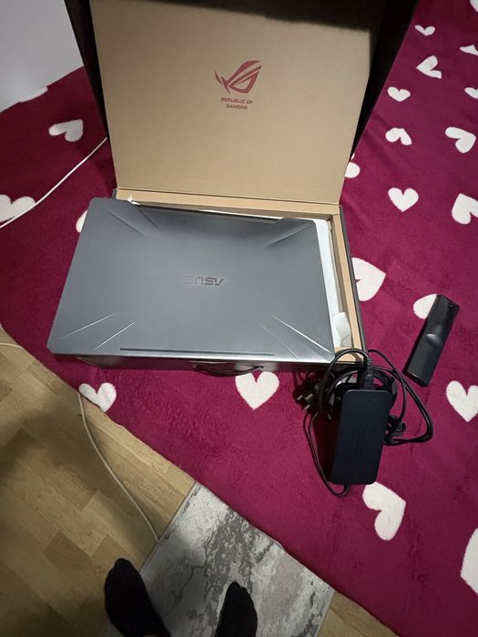 Vând Laptop Gaming Asus TUF