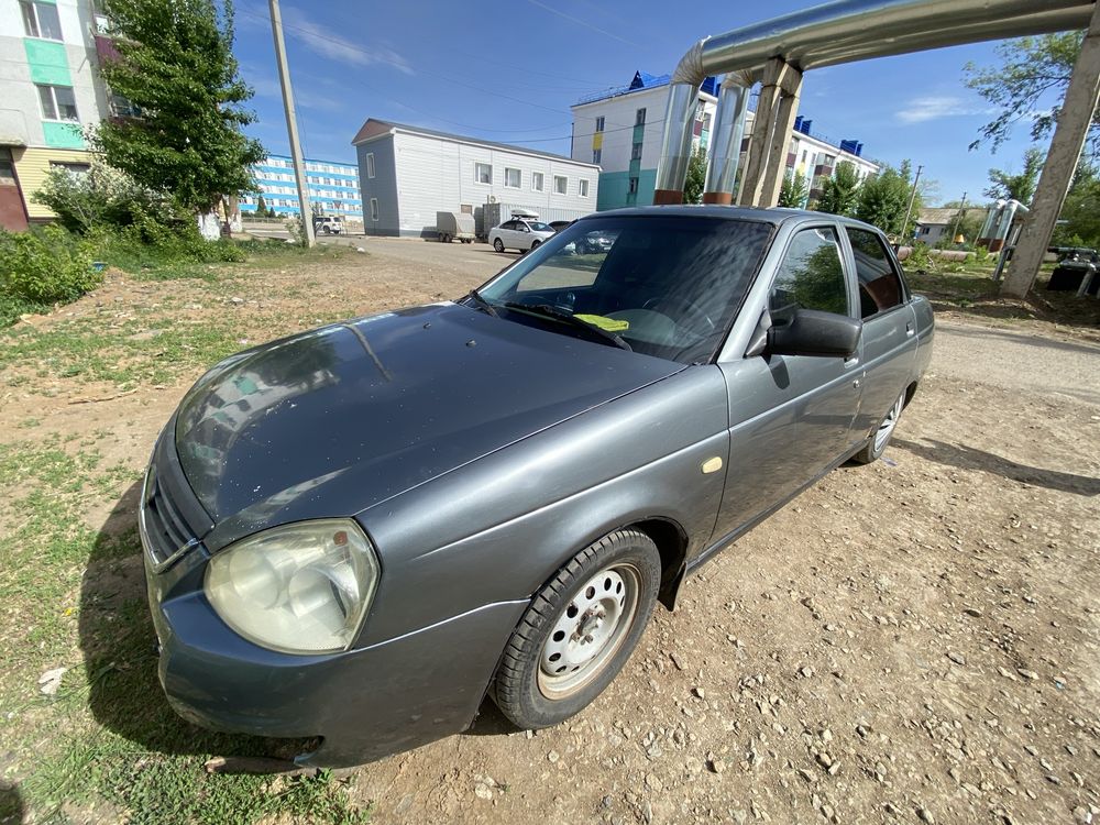 Приора сатылады.