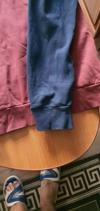 Hanorac ADIDAS în stare foarte bună