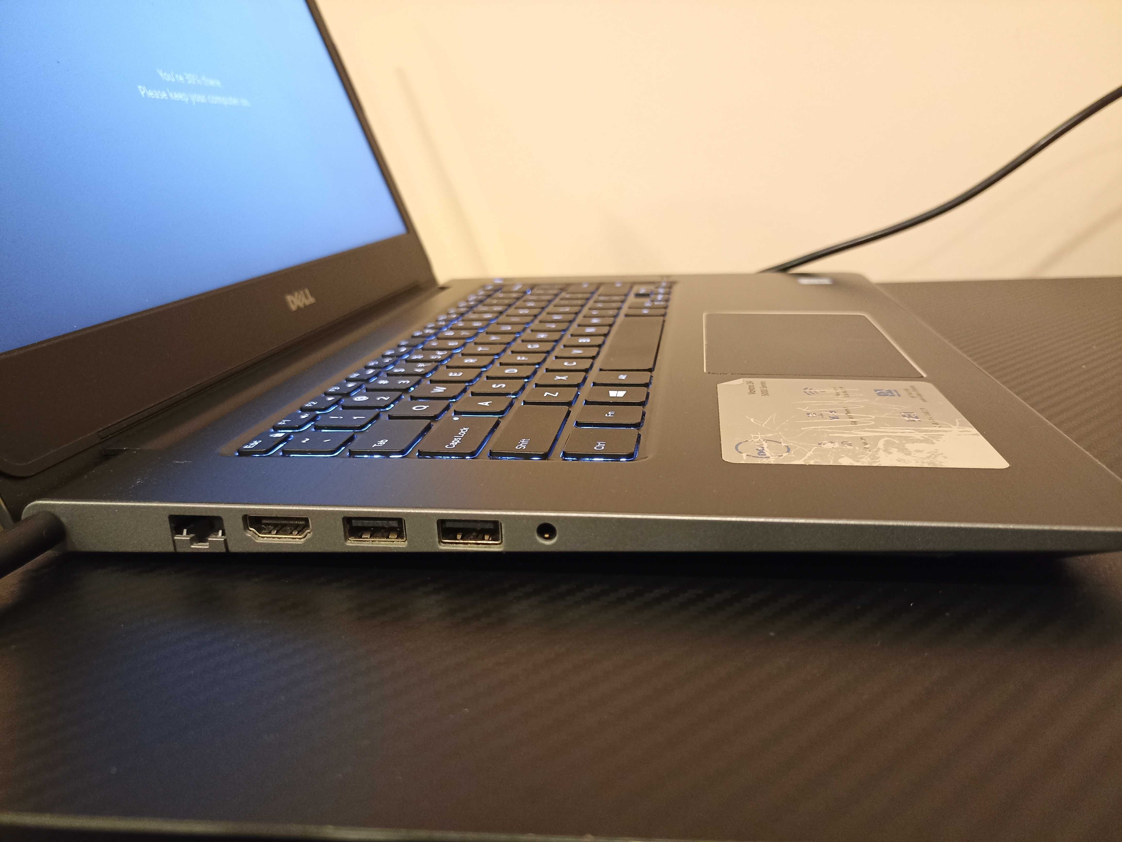 лаптоп Dell Vostro 5468 с проблем в клавиатурата