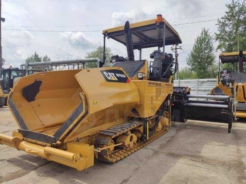 Asfalt yotqizuvchi Cat AP 655F