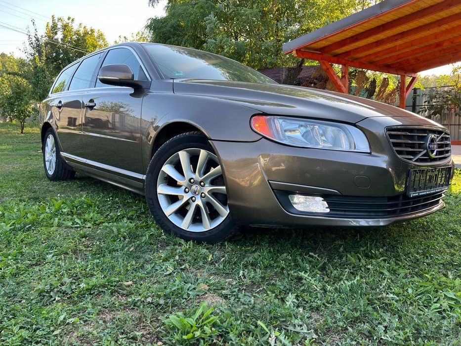 Volvo v70, diesel 1,6 , an 2014