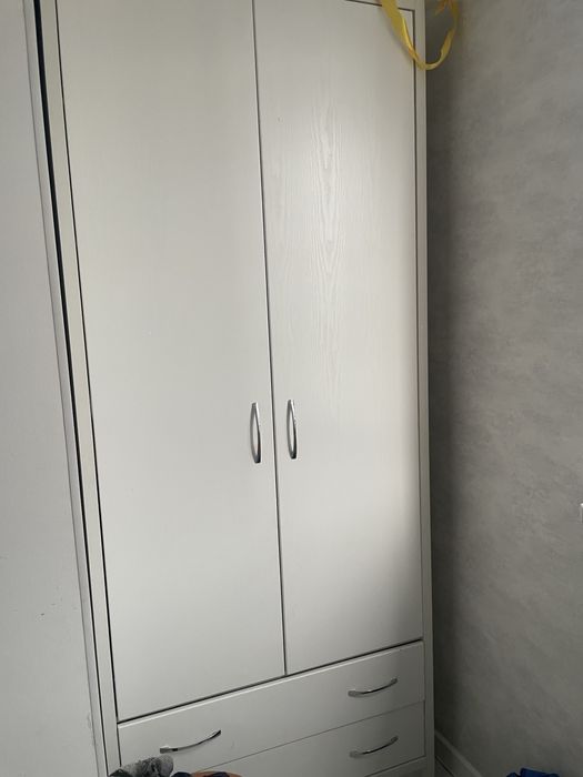 Шкаф белая состояние средняя