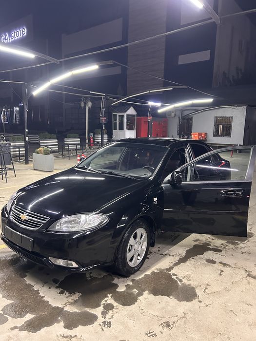 Chevrolet Gentra full