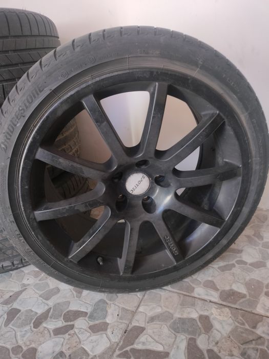 Gentii auto cu Anvelope