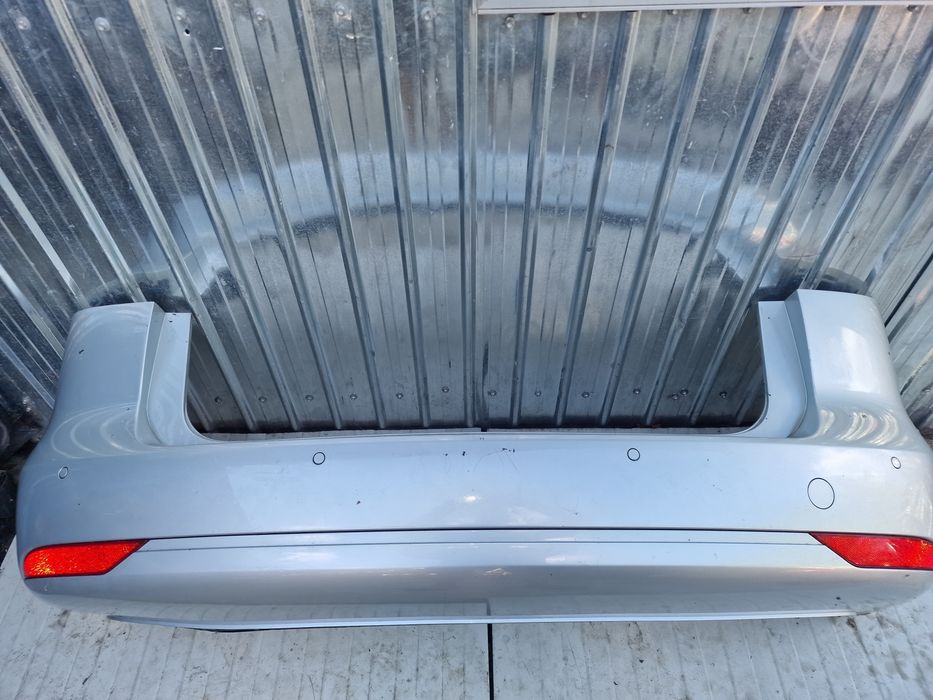 Bara spate cu senzori parcare Vw Touran facelift an 2007-2010