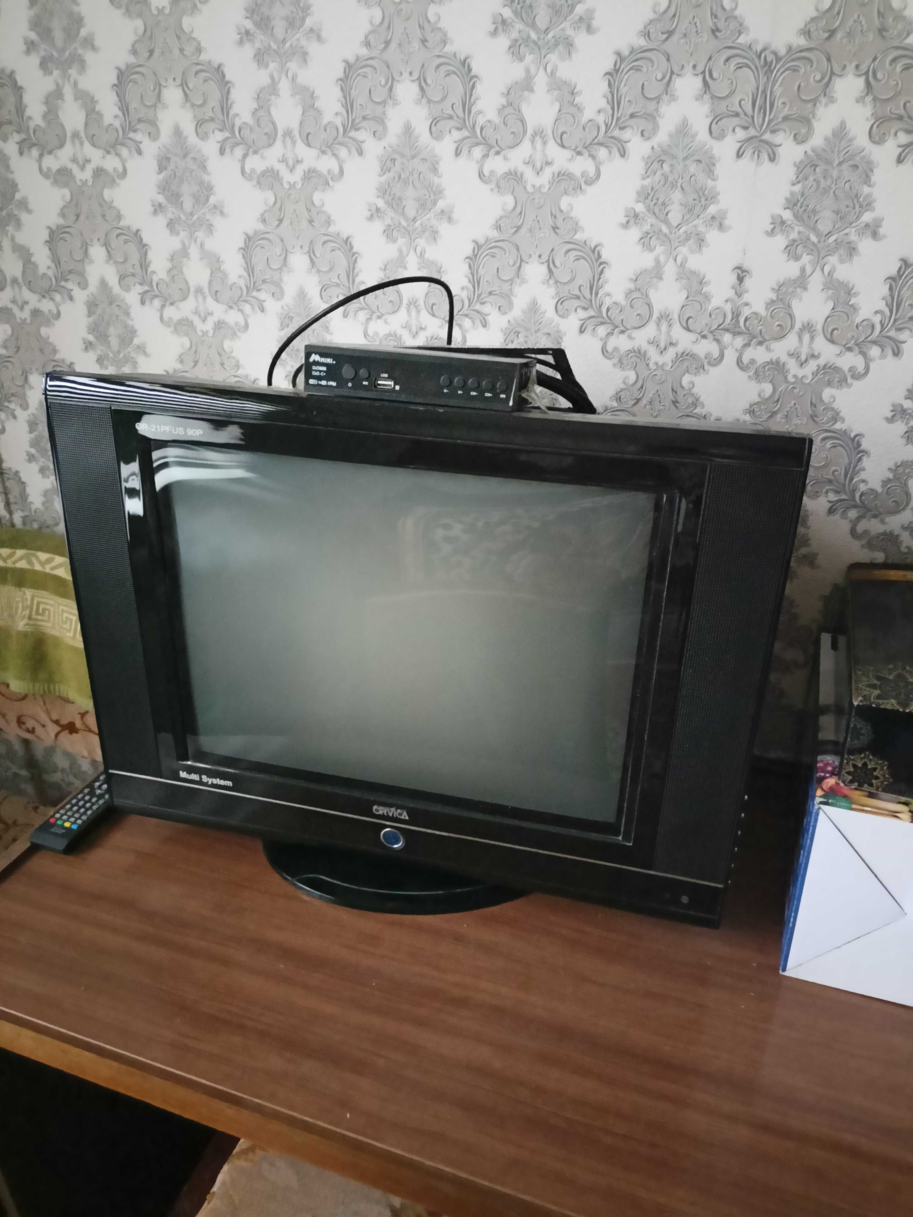 Продаю старые вещи из дома. Uydagi eski texnikalani arzonga bervoraman