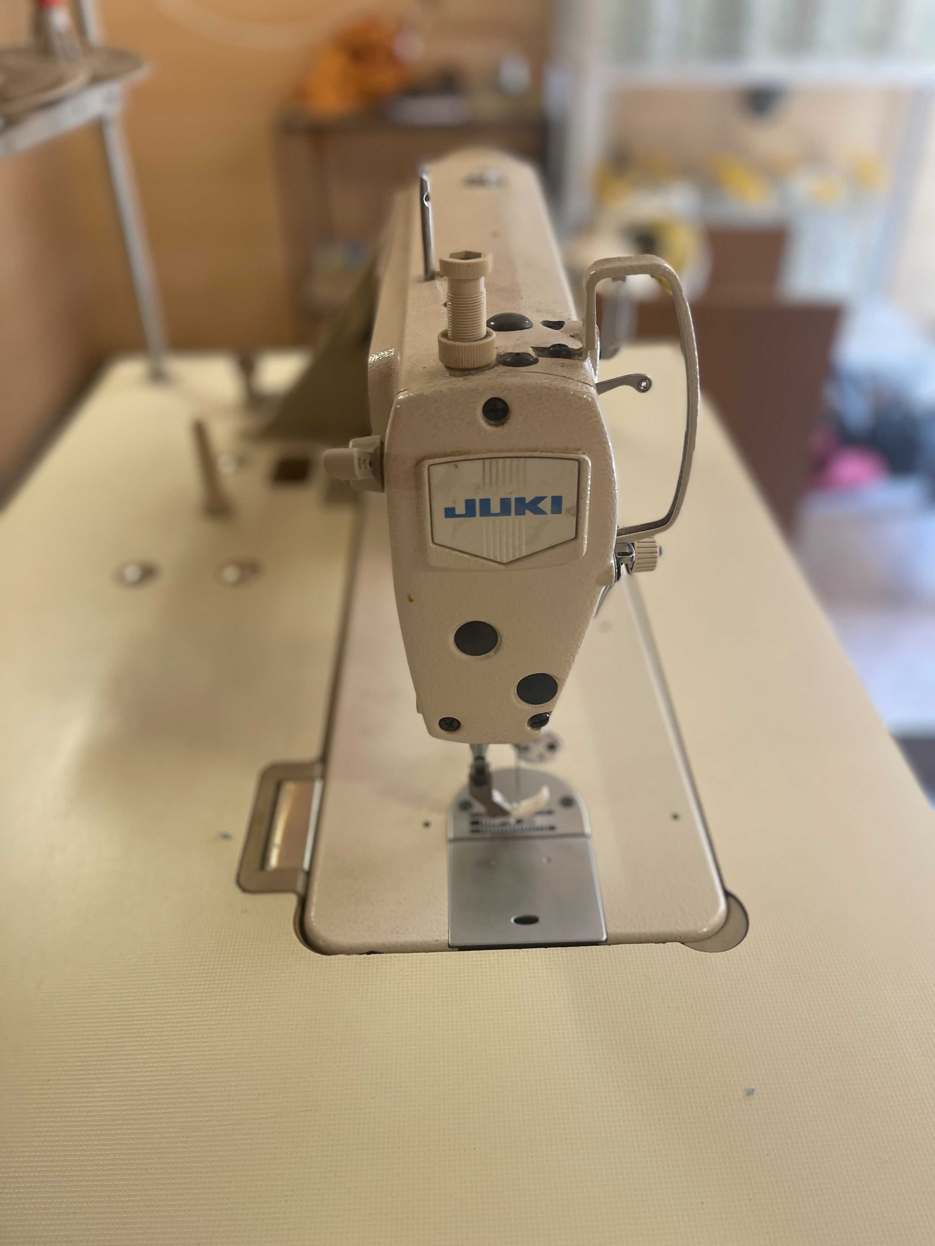 Профеионална шевна машина JUKI DDL 8300N