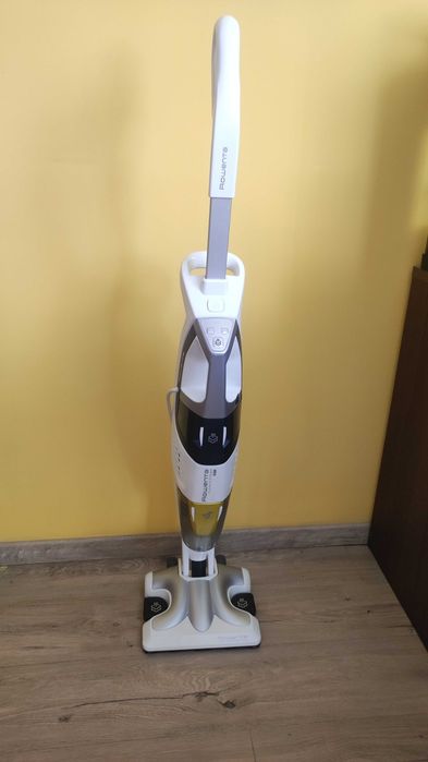 Вертикална прахосмукачка и парочистачка ROWENTA CLEAN&STEAM MULTI