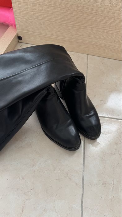 Зимние женские сапоги