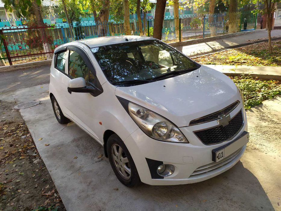 Продаю своё авто Спарк,2011 года