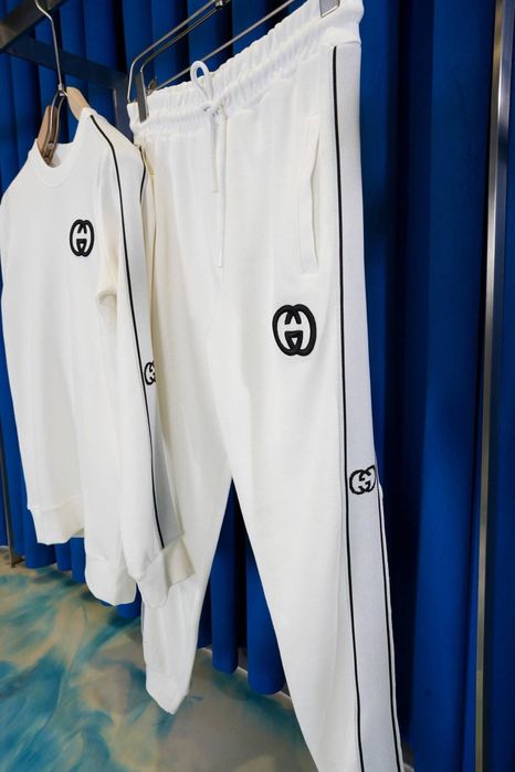 Мъжки екипи различни модели