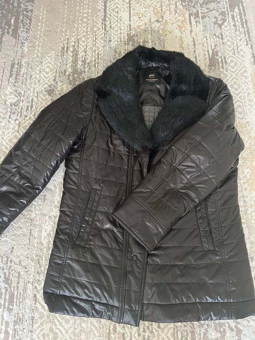 Продам зимнюю куртку