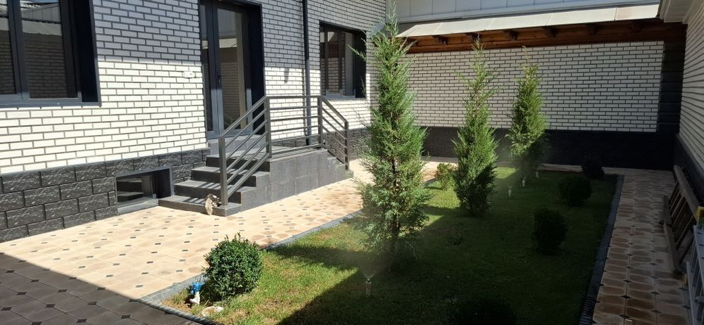 Yengi Remont qilingan uy sotiladi Nazarbe posttan 500 metr