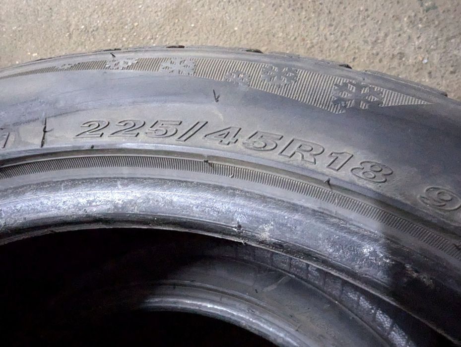 Anvelope iarna 225/45 R18
