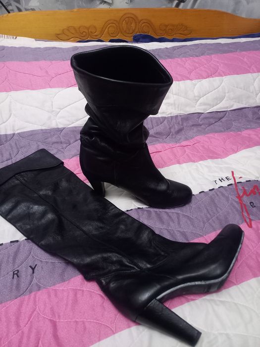 Продаются сапоги коженые на каблуке