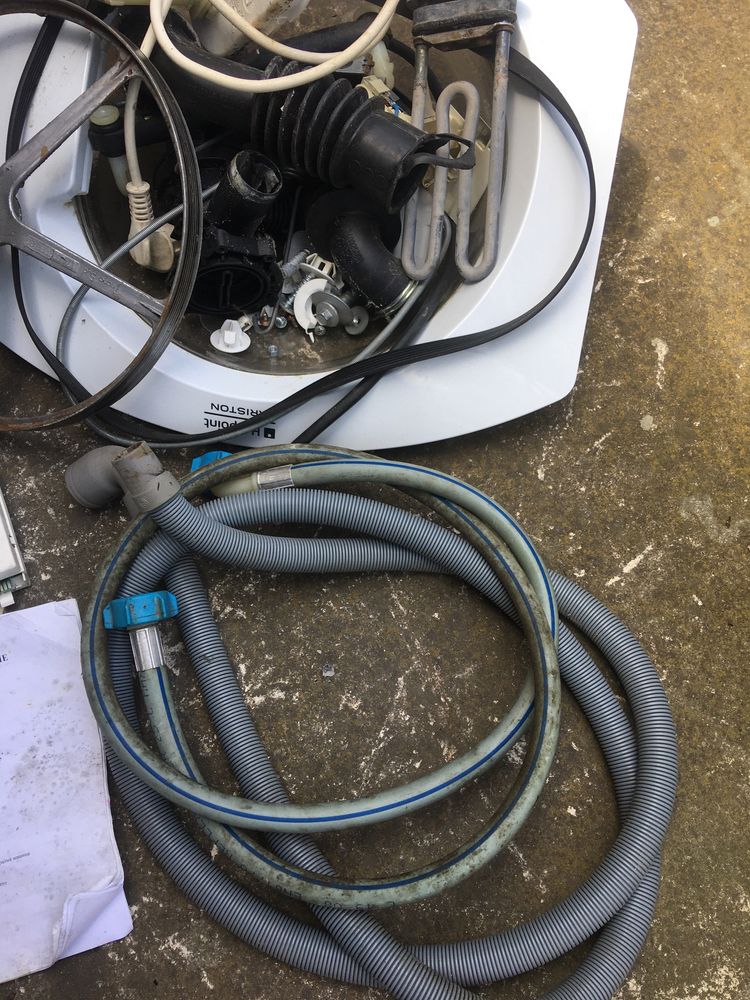 Пералня Hotpoint  ARISTON
