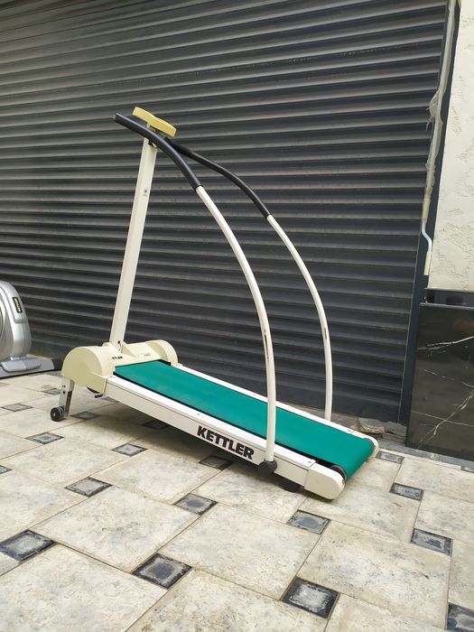 Продам механическую беговую дорожку фирмы Кеттлер. Германия