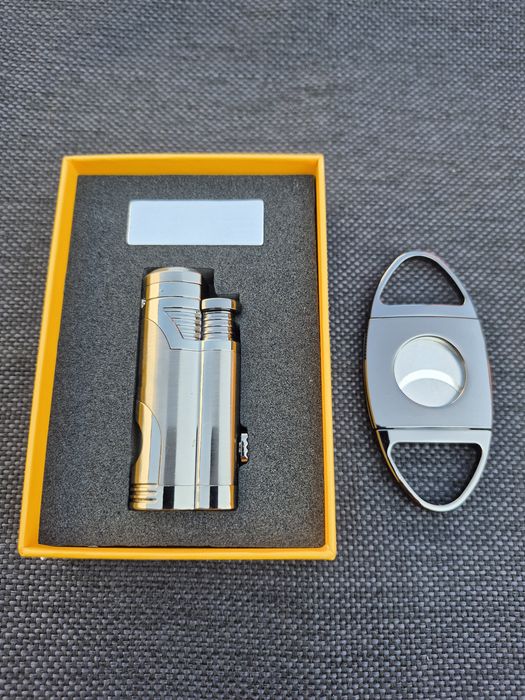 Стилна запалка за пури с лого и подарък резачка в подаръчна кутия