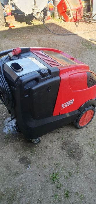 Pompa spalat cu presiune si apa calda