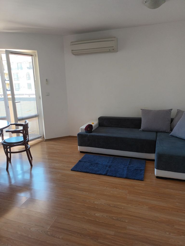 Продава се Двустаен апартамент в Нови пазар - 82 кв.м за 976 €/кв.м - Снимка #6