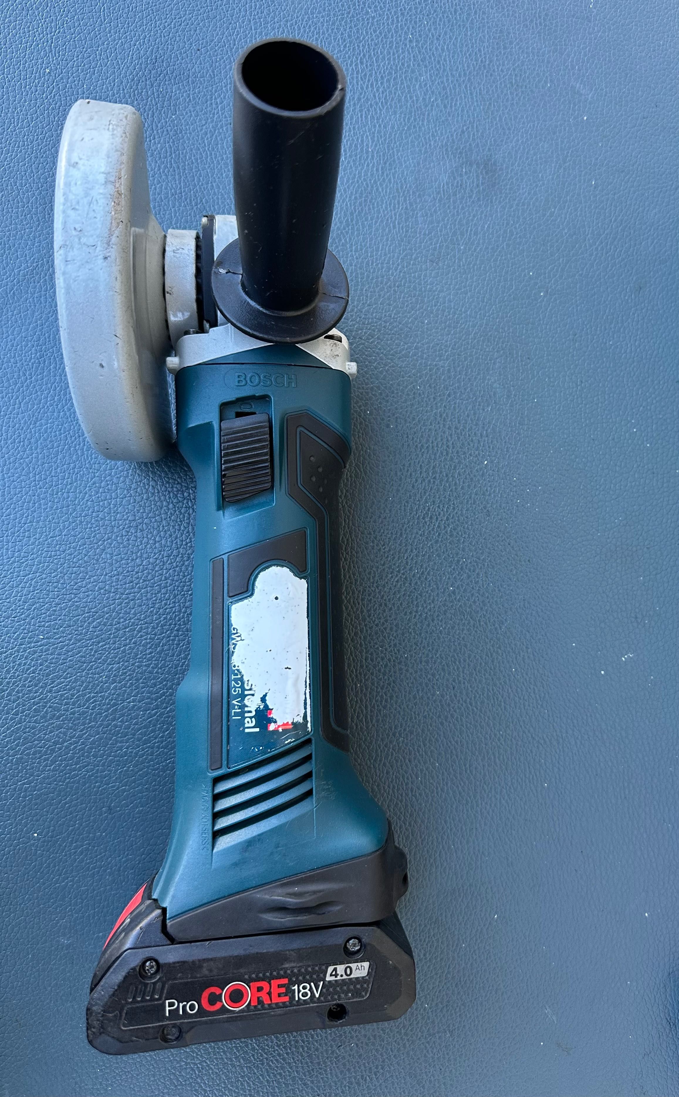 Ъглошлайф на батерия Bosch GWS 18-125 V-Li с 4.0ампера прокоре батерии