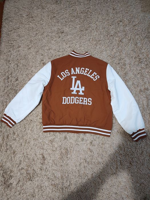 Jachetă new era nouă