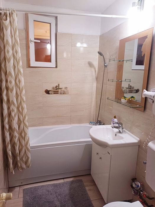 Închiriez apartament Dristor Park lake