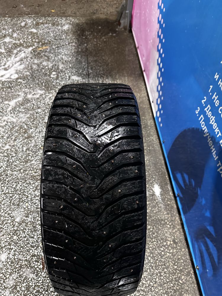 Продаю зимние шины Kumho и диски 18 размера