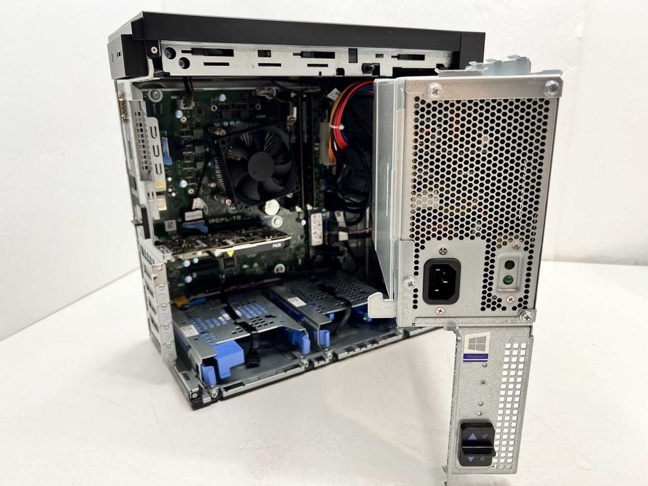 Dell Precision 3630 E-2124 16GB DDR4 260GB M.2 Nvme Nvidia P620 2GB