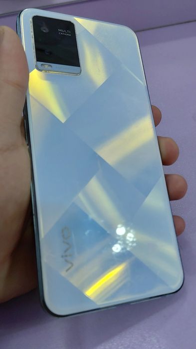 VIVO Y21  Хороший состояние