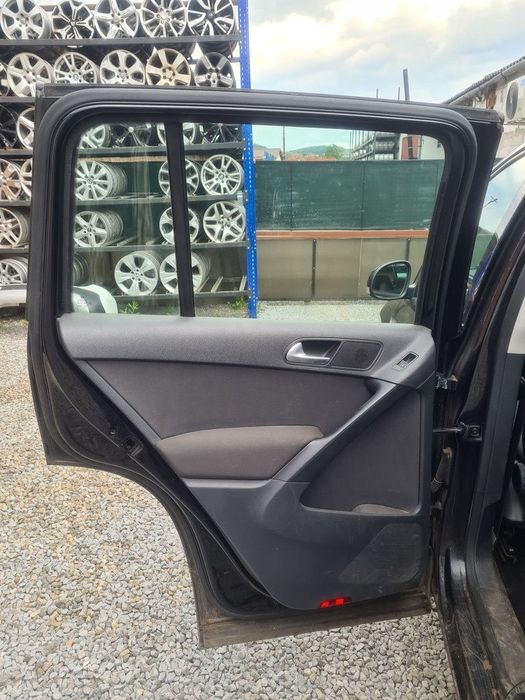 Usa Stanga Spate Volkswagen Tiguan 5N Facelift 2011 - 2015 SUV 5 Usi NEGRU LC9X (1253)