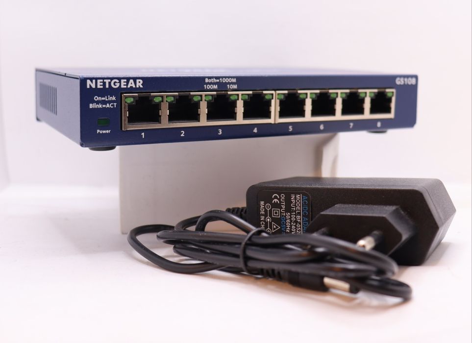 Unmanaged Switch 8 x 1 Gigabit Netgear ProSafe GS108 V4