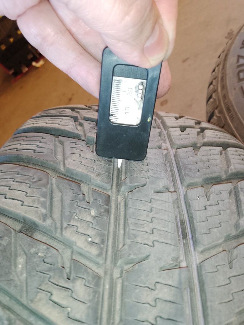 Гуми Nokian 225/65R17  106H XL