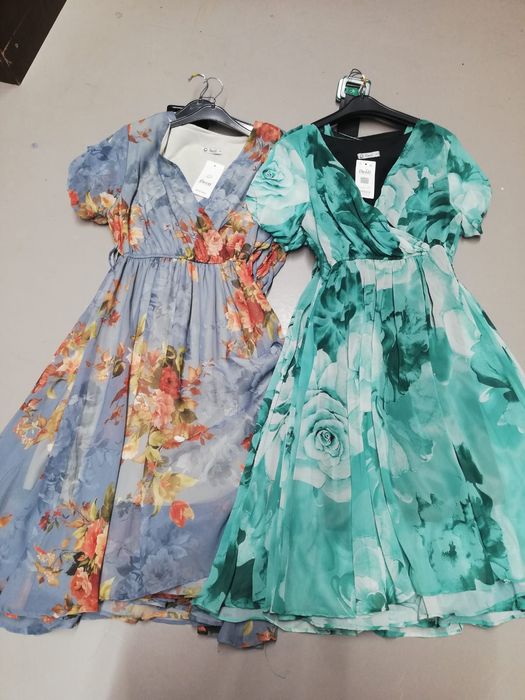 Rochii elegante marimi 44 46 48 50  160 lei lei